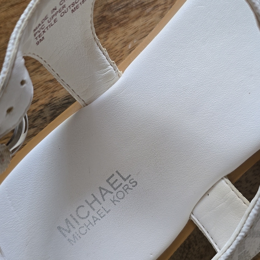 Michael Kors Bright White And Silver Logo Leather Sandal Women's sizes 9 - Picture 3 of 5